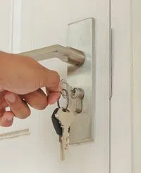 State Locksmith Services Van Nuys, CA 818-491-5045 State Locksmith Services Van Nuys, CA 818-491-5045